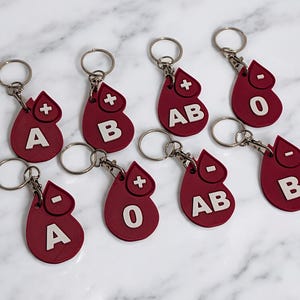Blood Type Keychain – Custom Blood Drop Keyring, Personalized with Your Blood Type, Perfect for Medical ID, Nurses, or Gift