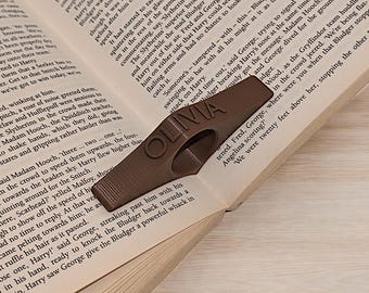 Personalized Book Page Holder: Ergonomic Reader Gift