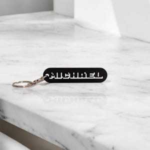 Benutzerdefinierter 8-Bit-Namensschlüsselbund Retro Pixelschrift Personalisierter Schlüsselring Umriss & Solid Styles Gamer Geschenk Anpassbarer Retro Gamer Tag