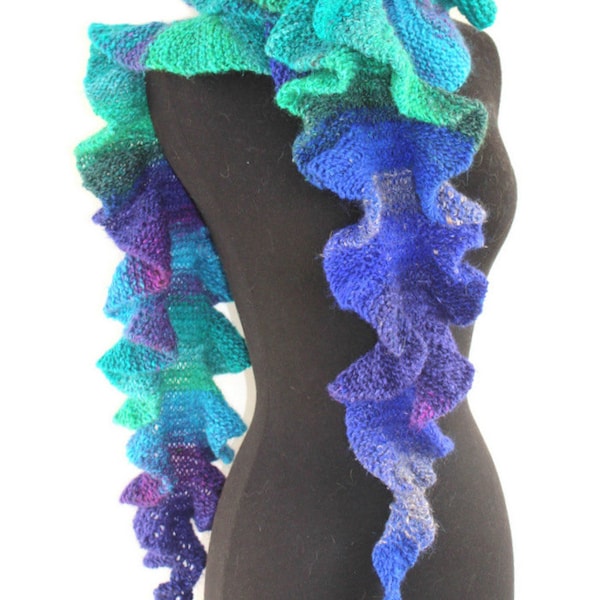 KNITTING PATTERN - Increasing Waves Garter Stitch Scarf With Short Rows