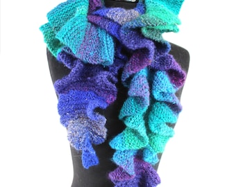 KNITTING PATTERN - Increasing Waves Garter Stitch Scarf With Short Rows