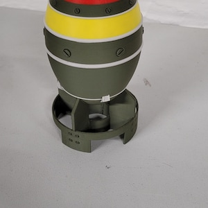 Mini Nuke Stash – 3D-Printed Prop & Capsule Storage