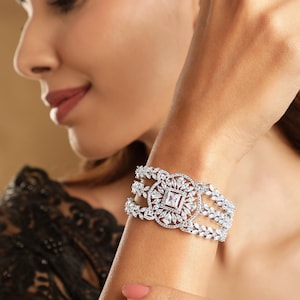 Glamorous Multi-Layer Zircon Bracelet