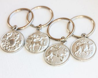 Keychain Astrology Silver, Astrology Keychain, Zodiac Keychain, Silver Keychain, Keychain, Round Keychain, Personalized Keychain, Zodiac