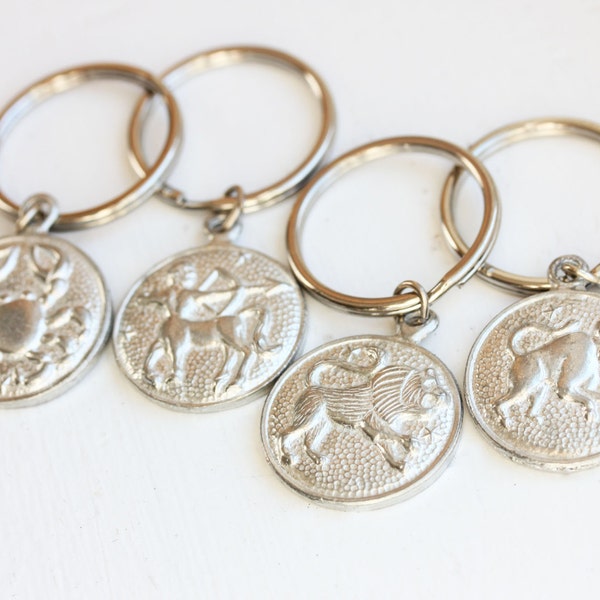 Keychain Astrology Silver, Astrology Keychain, Zodiac Keychain, Silver Keychain, Keychain, Round Keychain, Personalized Keychain, Zodiac