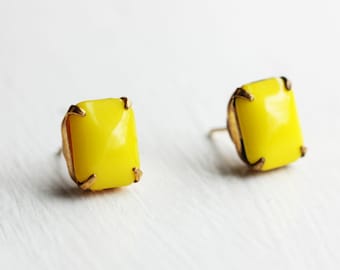 Yellow Rectangle Studs, Yellow Studs, Colorful Studs, Yellow Stud Earrings, Yellow Earrings, Emerald Cut Studs, Rectangle Studs