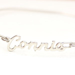 Pulsera de nombre Connie plata, pulsera de nombre, pulsera de nombre vintage plata, pulsera de nombre vintage, pulsera de plata, pulsera vintage