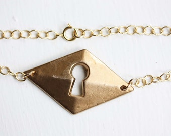 Brass Keyhole Bracelet, Brass Bracelet, Key Bracelet, Handmade Bracelet, Keyhole Bracelet