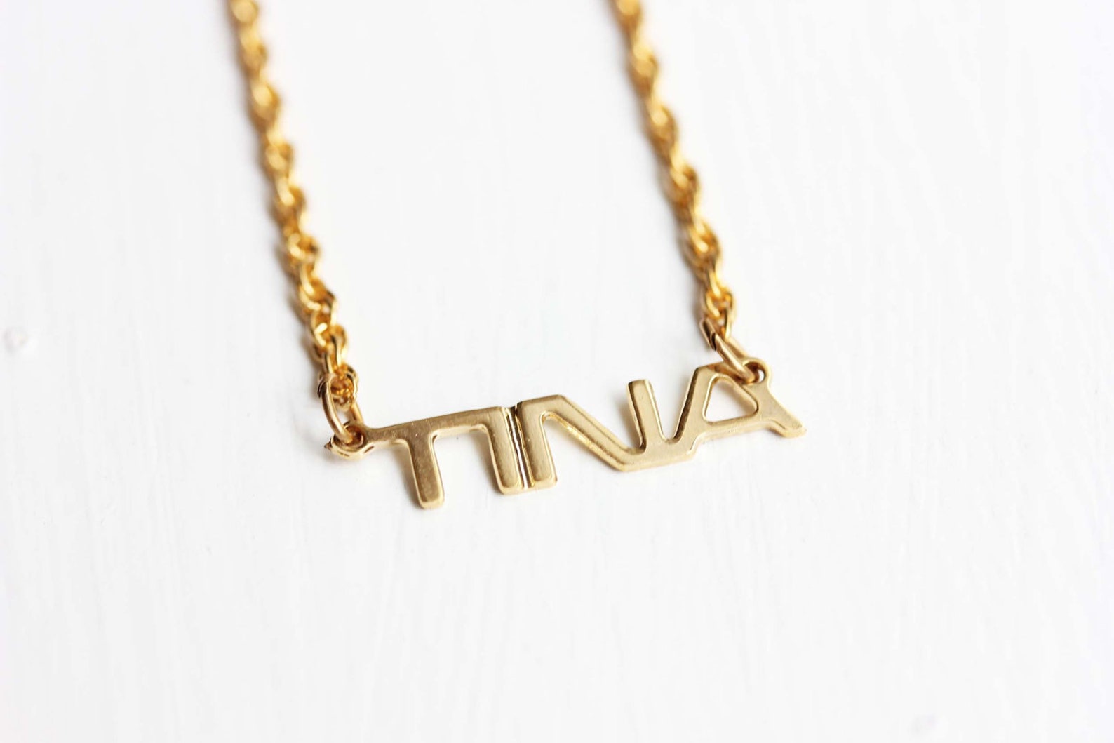 Название тин. Золотое колье с буквами. Tina name Necklace.