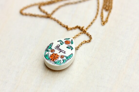 Name Necklace Joyce Joyce Name Flower 