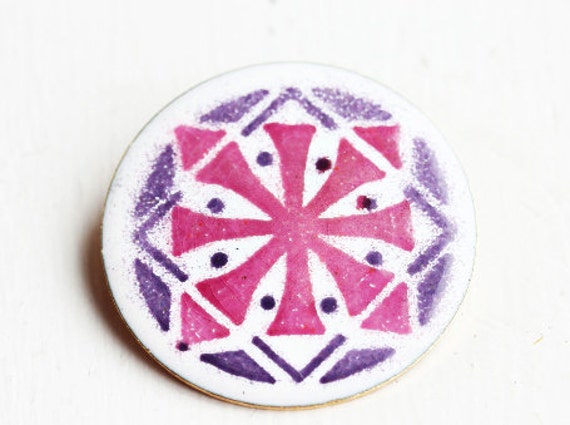 Enamel Pin, Snowflake Pin, Round Pin, Enamel Broo… - image 2