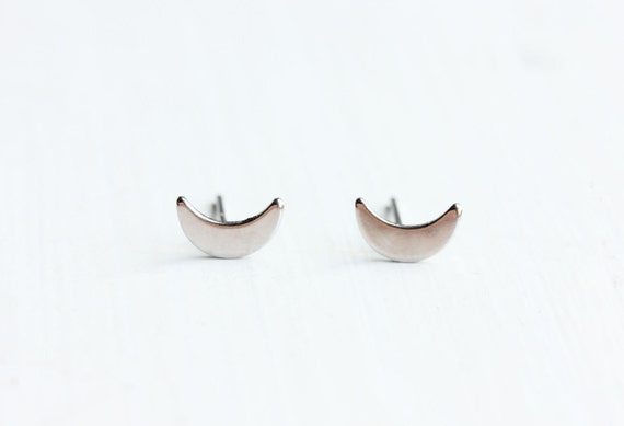 Moon Studs Silver, Silver Crescent Moon Studs, Moon Studs, Moon Shape Studs, Moon Stud Earrings, Silver Moon Earrings, Small Silver Studs