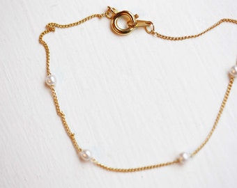 Pearl Chain Bracelet, Gold Chain Bracelet, Pearl Bracelet, Small Gold Chain, Delicate Gold Bracelet, Beaded Bracelet, Bridal Bracelet, Chain