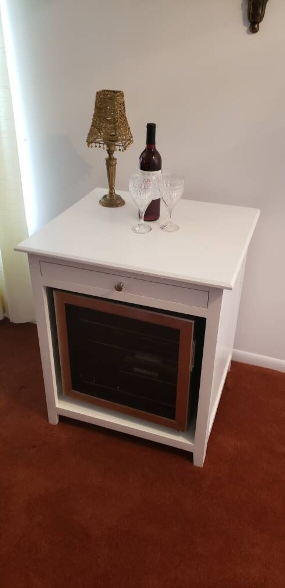 mini wine fridge