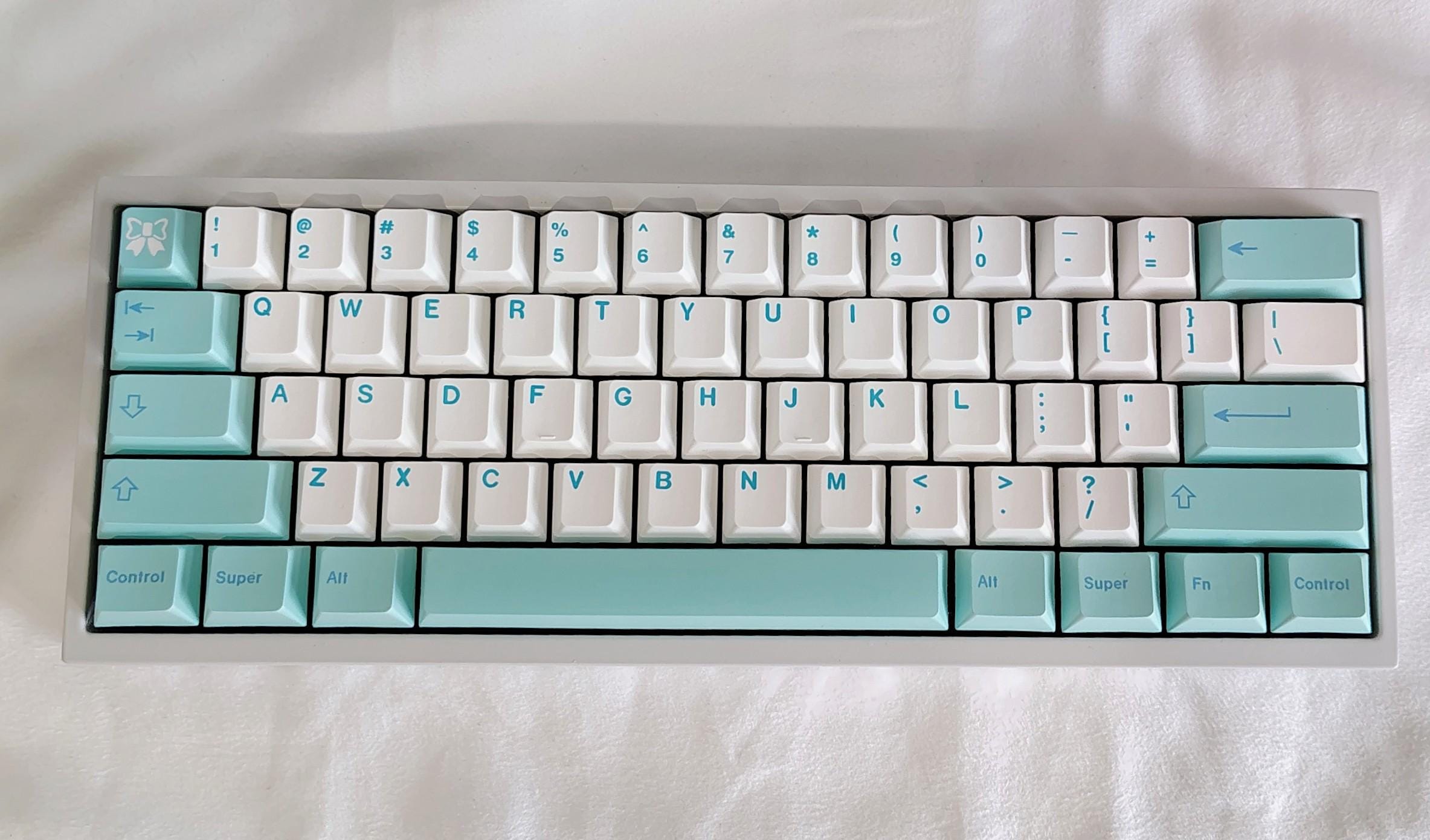 Cannon Keys Bakeneko60 Keyboard, Kailh Box Jade Switches, Blue
