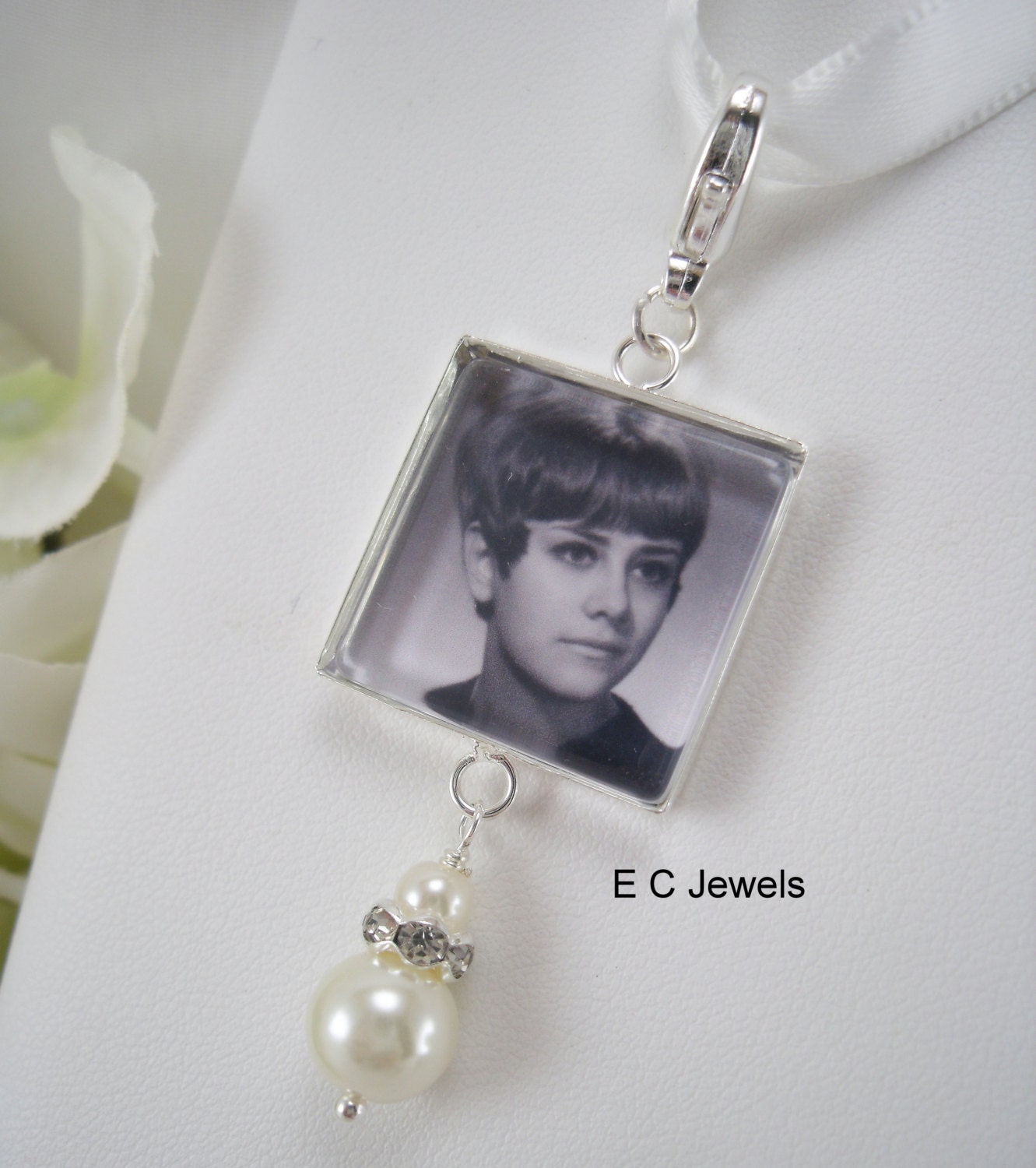 Custom Bouquet Charm with a Pearl Drop Pick your color Etsy