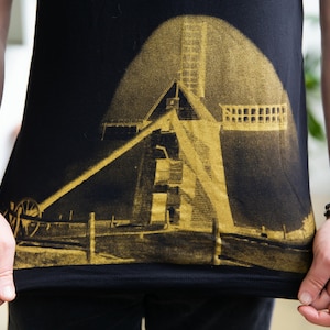 Men&#39;s T shirt, size S Black unisex t-shirt, Windmill, silkscreen tshirt, graphic t, gold print