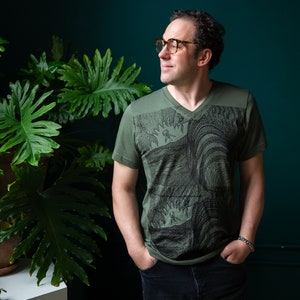 size M men&#39;s / Unisex V neck, v-neck, men&#39;s t shirt, army green, abstract nature print, graphic t