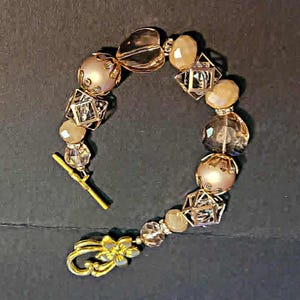 PEACH PERFECTION - Varied Shades of Peach Bracelet w/Gold Tone toggle closure