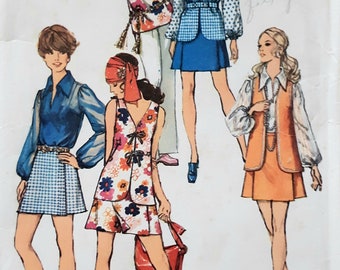 Vintage 70s Simplicity 8694 Misses Mini Pantskirt, Long Vest, Long Sleeve Blouse Plus Belt Sewing Pattern Size 10 Bust 32.5