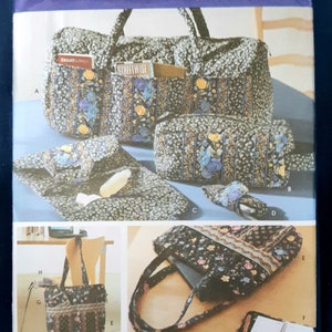 Simplicity 5025 UNCUT Vera Bradley Knock Off Duffle Bag, Tote Bag, PDA Case, Toiletry Bag Craft Sewing Pattern One Size image 2
