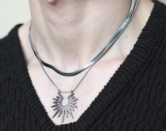Unisex Spike Sun Layered Halskette, Punk Gothic Statement Anhänger, Gold & Silber Passende Paar Halskette, Minimalistischer himmlischer Schmuck