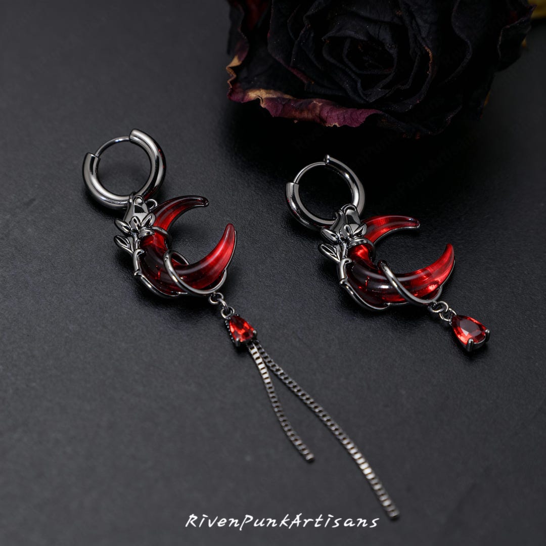 Gothic Blood Moon Earrings: Asymmetrical Rose Crescent Dangle, Black Red Crystal Vampire Jewelry - Etsy Japan