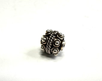 1pc Bali Sterling silver beads. Approximately 9mm x 8.7 mm. (O)