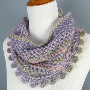 Crochet Cowl Pattern: Whiley Cowl