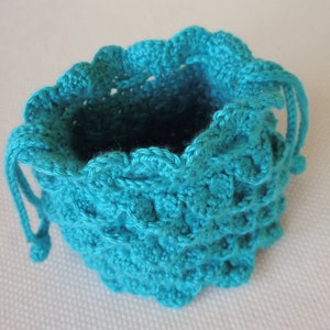 Crochet Purse Pattern: Wisteria Wristlet image 10