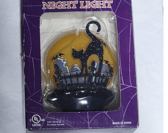 Vintage New in Box Halloween Cat & Moon Night Light