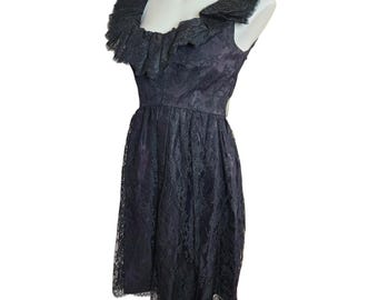 Abito in pizzo nero e bordeaux stile gotico vintage, taglia piccola