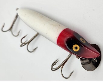 1923 Thru 1934 Heddon Game Fisher #5500 Wooden Red-White Lure