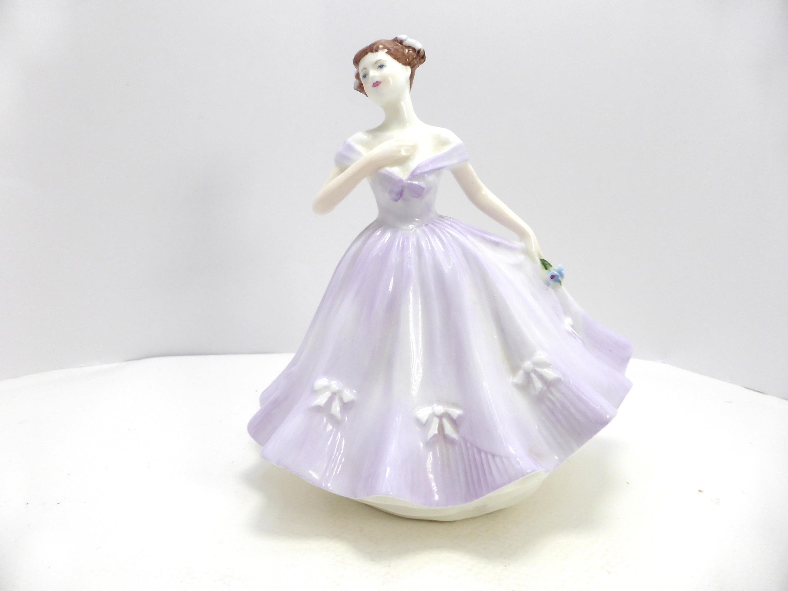 Bone china figurine - Etsy 日本