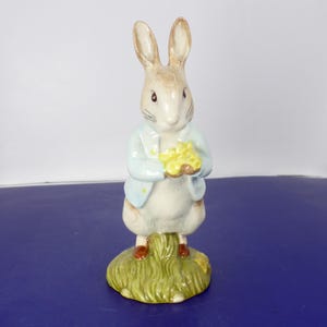 Beswick Beatrix Potter PETER MED PÅSKLILJOR Bp-10b Utmärkt