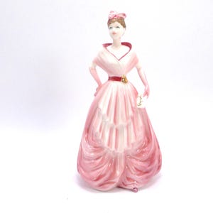 Coalport Debütantin Figur DIE OPER in GLYNDEBOURNE