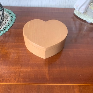 Heart shaped wooden jewellery / trinket box made from solid pine wood.