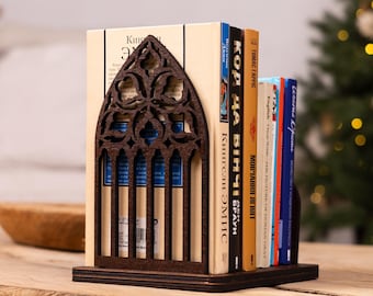 Soporte de exhibición de libros gótico personalizado: Soporte y organizador de libros a medida.