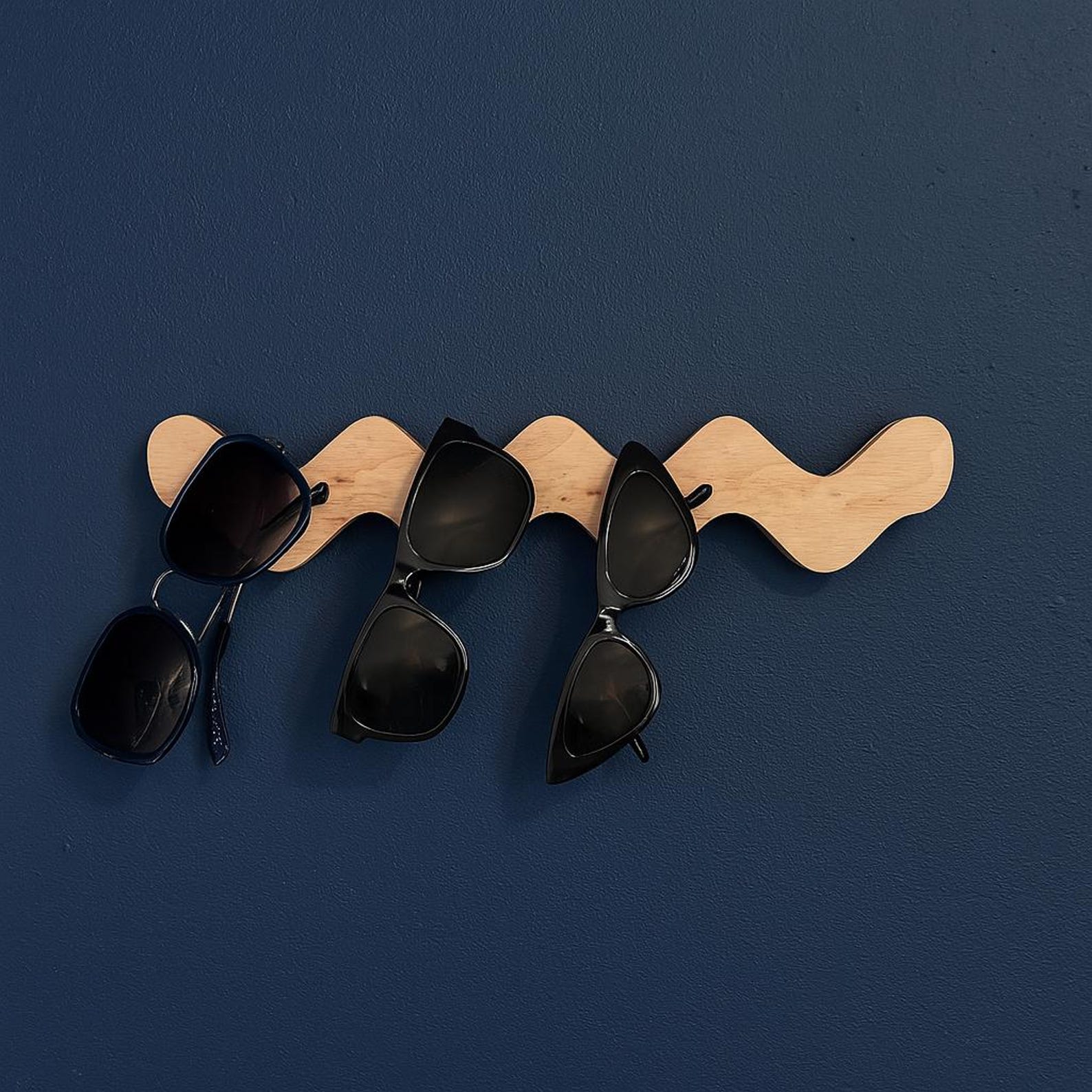 Ripple rack glasses hanger, Sunglasses display organizer, Wave glasses holder, Eyeglasses storages, Home organization - Natural, 8 slots