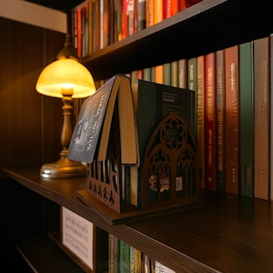 Gothic Bücherständer: Sperrholz Nachttisch Buchhalter & Organizer
