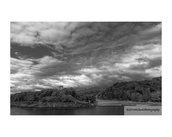 Château de Dunollie Fine Art Photographie noir et blanc paysage Ecosse côtières écossais ruine Outlander médiéval historique inspiré Art