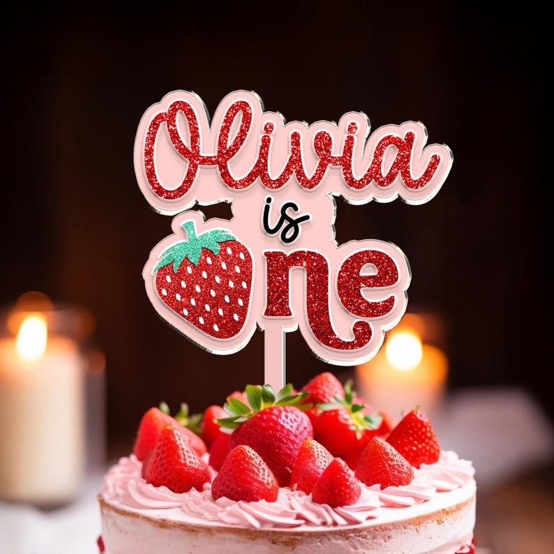 Adorno para tarta de primer cumpleaños personalizado con fresa, adorno para tarta de primer cumpleaños con bayas, decoración personalizada con nombre para el primer cumpleaños, decoración para fiesta de Sweet One imagen 1
