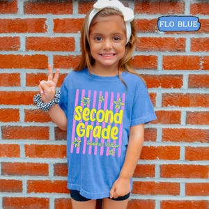 Custom Back to School Shirt for Girls, Retro Stripe Grade Level Shirt, First Day of School Tee, 1st Grade 2nd Grade Girl Tee, Kid Shirt bild 6