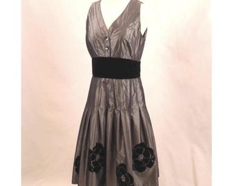 Vestido de coquetel vintage dos anos 90 em seda e veludo, tamanho pequeno.
