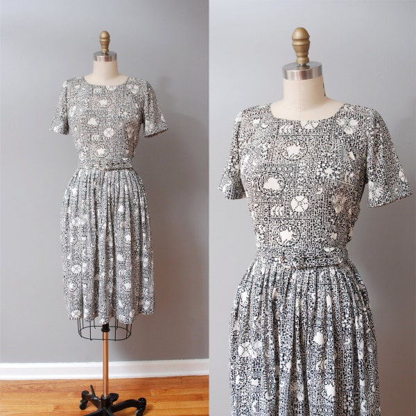 SALE - 1950s Dress - Black and White Folk Print 50s Full Skirt Dress