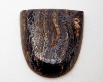 Superb Tiger Iron cabochon