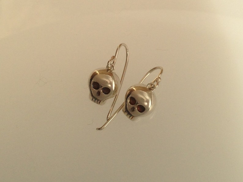 Lethe Skull Earrings image 3