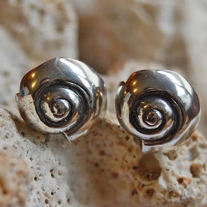 Silver Nautilus Earrings image 2