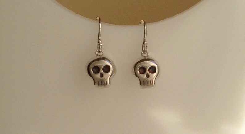 Lethe Skull Earrings image 2