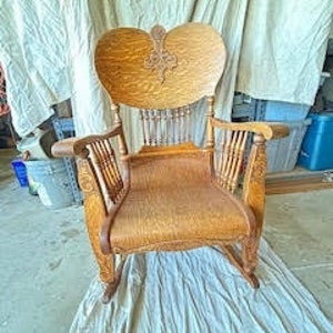 Rocking chair with lion head arms new arrivals